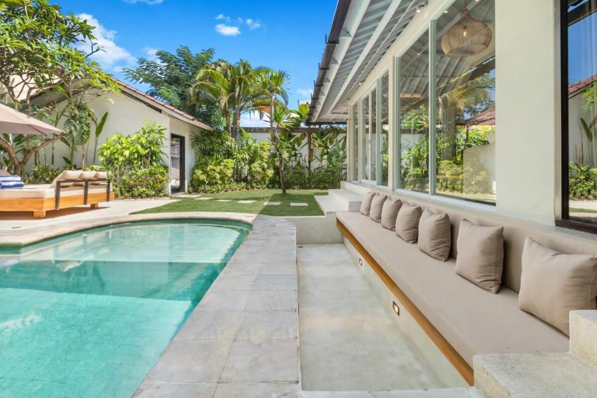 Villa New York - 4 Bdr Pool Luxury Villa, Next To The Forge Bali سمينياك المظهر الخارجي الصورة