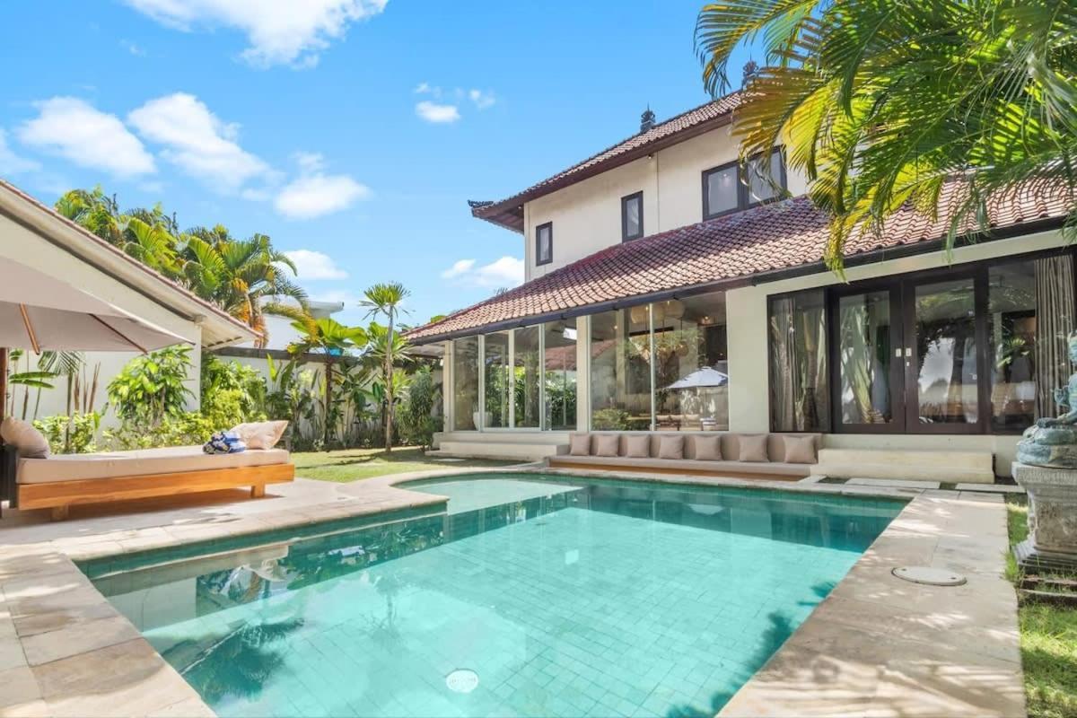 Villa New York - 4 Bdr Pool Luxury Villa, Next To The Forge Bali سمينياك المظهر الخارجي الصورة