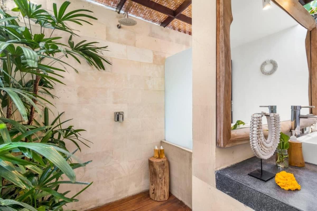 Villa New York - 4 Bdr Pool Luxury Villa, Next To The Forge Bali سمينياك المظهر الخارجي الصورة