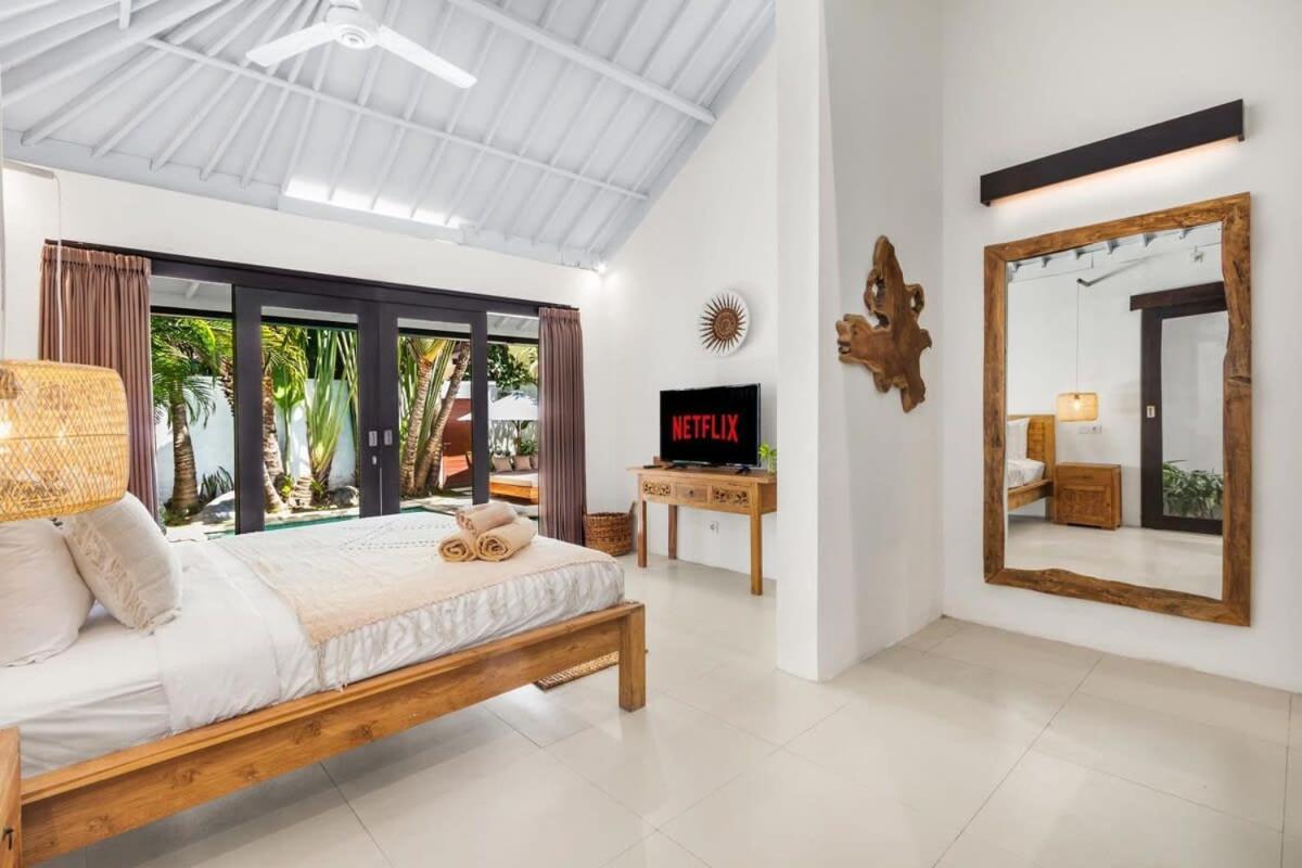Villa New York - 4 Bdr Pool Luxury Villa, Next To The Forge Bali سمينياك المظهر الخارجي الصورة