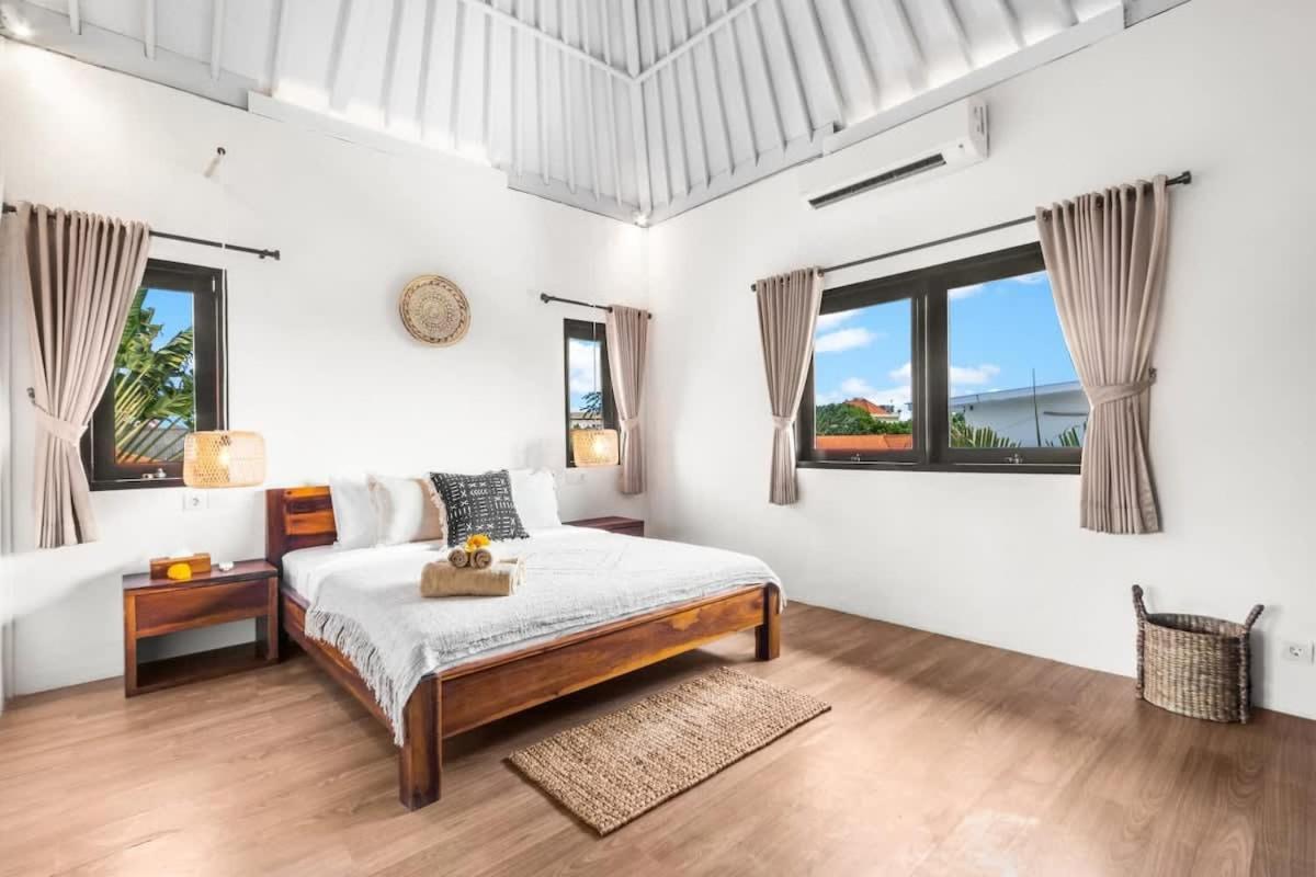 Villa New York - 4 Bdr Pool Luxury Villa, Next To The Forge Bali سمينياك المظهر الخارجي الصورة