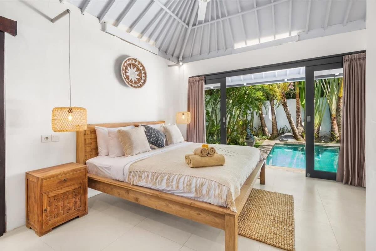 Villa New York - 4 Bdr Pool Luxury Villa, Next To The Forge Bali سمينياك المظهر الخارجي الصورة