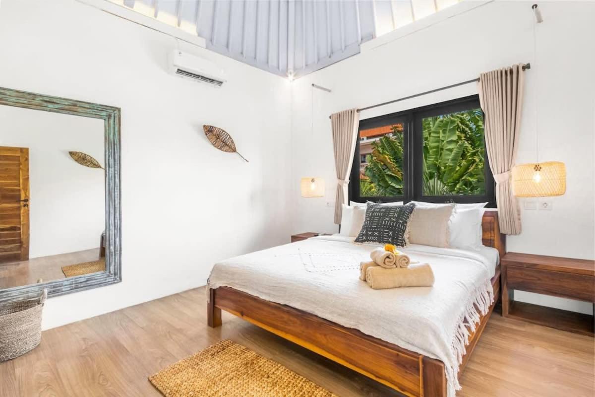 Villa New York - 4 Bdr Pool Luxury Villa, Next To The Forge Bali سمينياك المظهر الخارجي الصورة