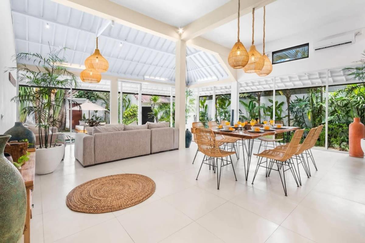 Villa New York - 4 Bdr Pool Luxury Villa, Next To The Forge Bali سمينياك المظهر الخارجي الصورة
